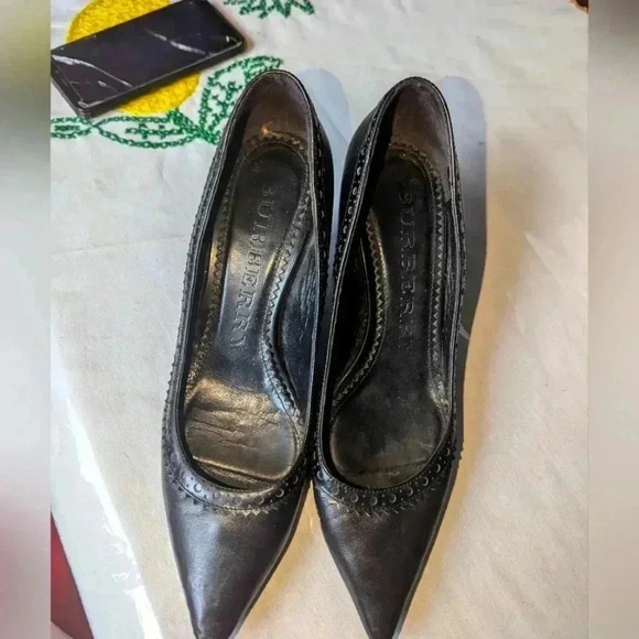 Burberry heels - Picture 1 of 10